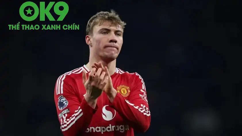 Hojlund hoàn toàn gây thất vọng trong mùa giải cuối cùng ở Man United (Ảnh: Football 365). Hojlund hoàn toàn gây thất vọng trong mùa giải cuối cùng ở Man United (Ảnh: Football 365).