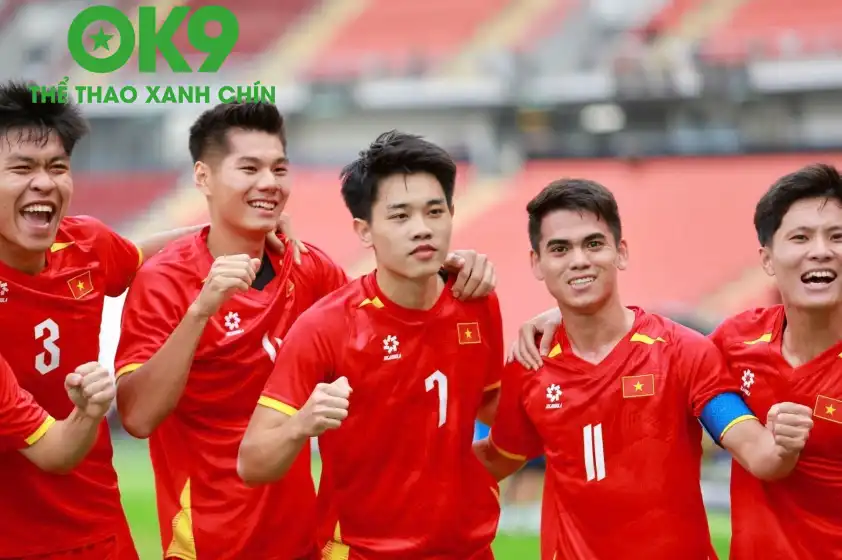 Đình Bắc đang là nguồn cảm hứng mạnh mẽ của U22 Việt Nam tại SEA Games 33. Đình Bắc đang là nguồn cảm hứng mạnh mẽ của U22 Việt Nam tại SEA Games 33.